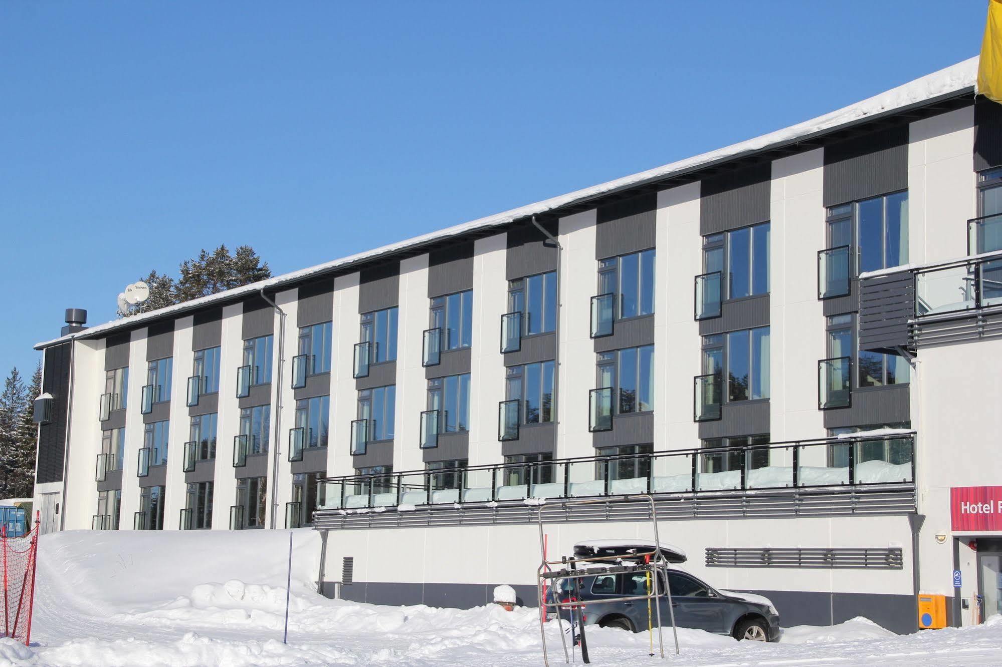 Hotel Hotelli Suomutunturi 4*